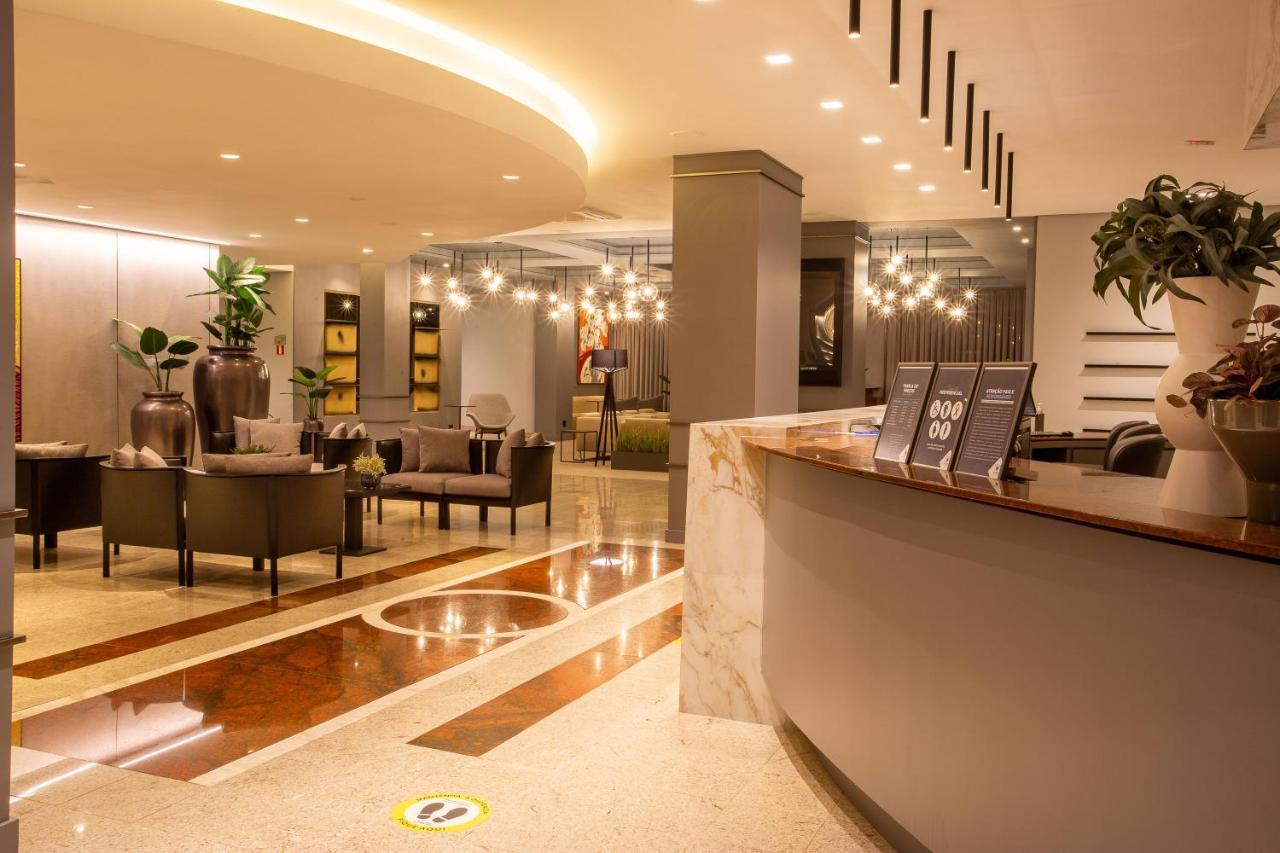 Hotel Metropole 마링가 외부 사진