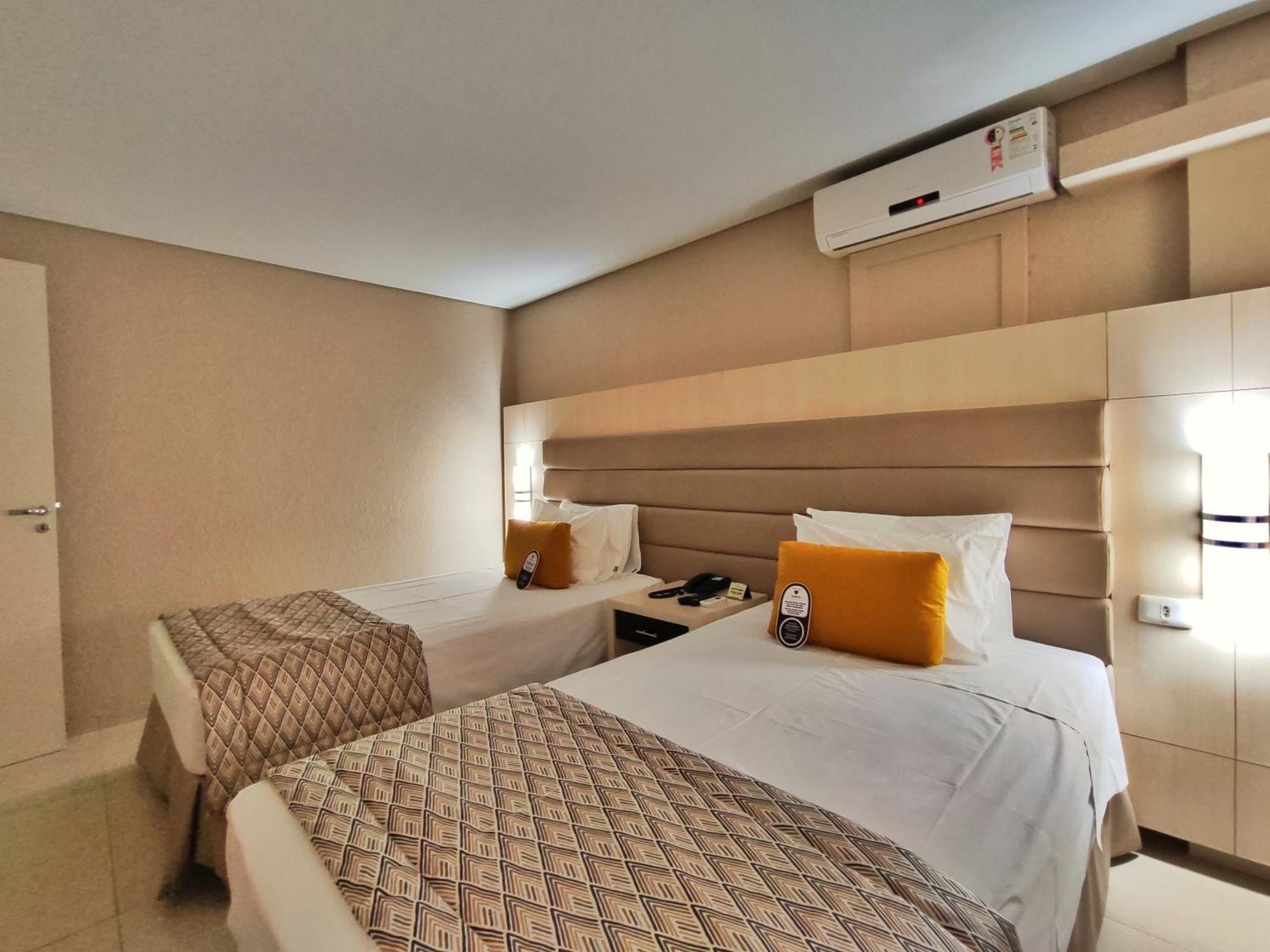 Hotel Metropole 마링가 외부 사진