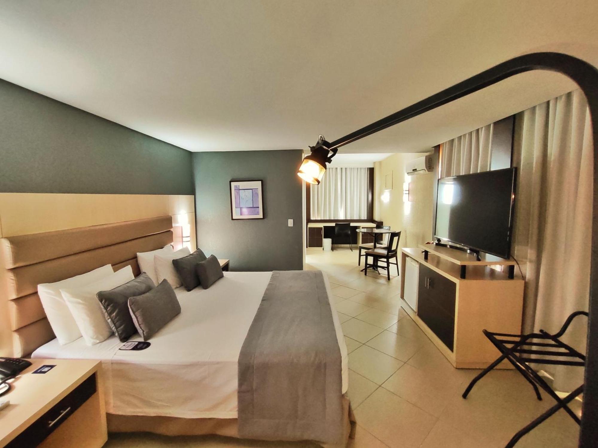 Hotel Metropole 마링가 외부 사진