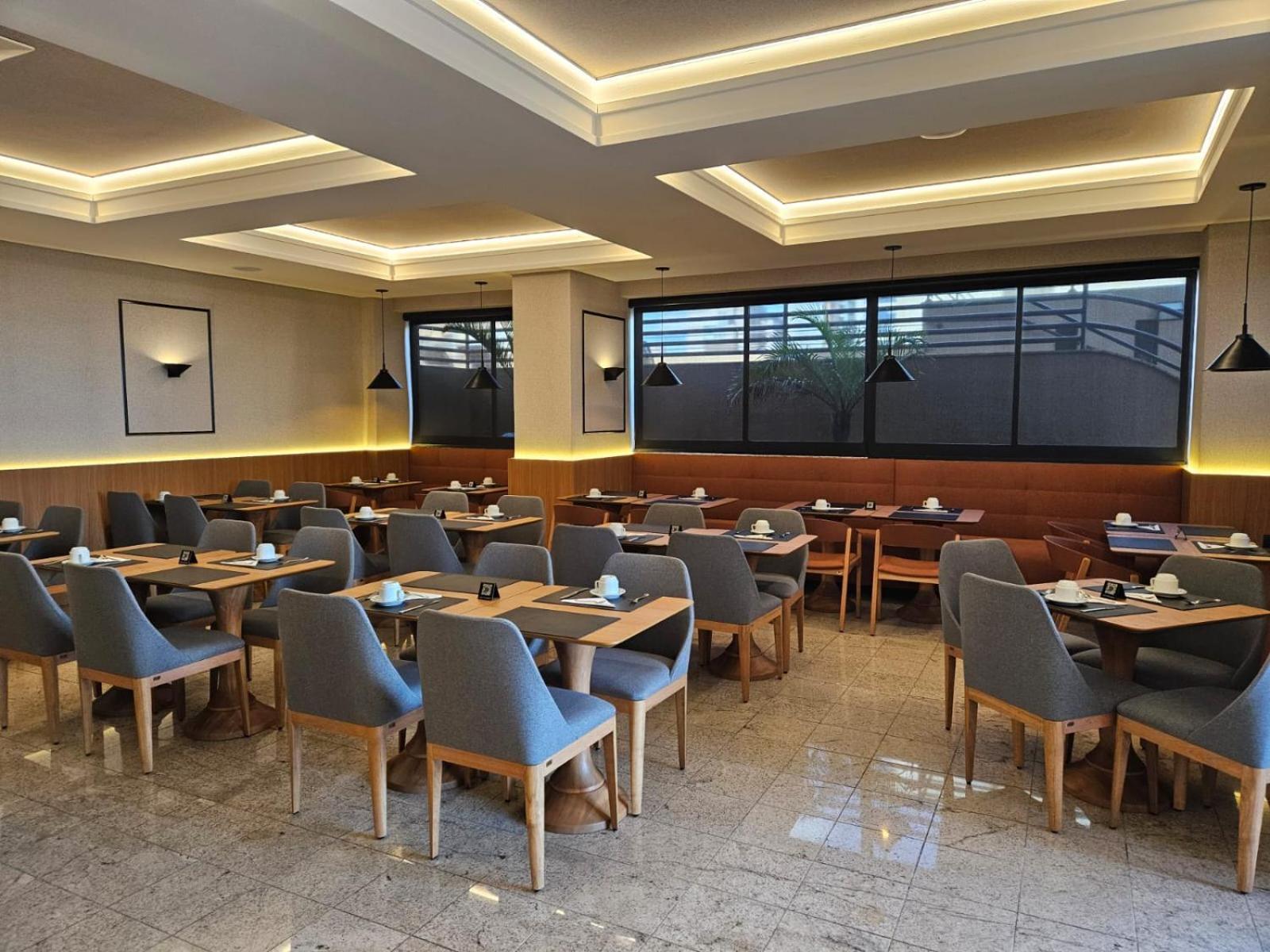 Hotel Metropole 마링가 외부 사진